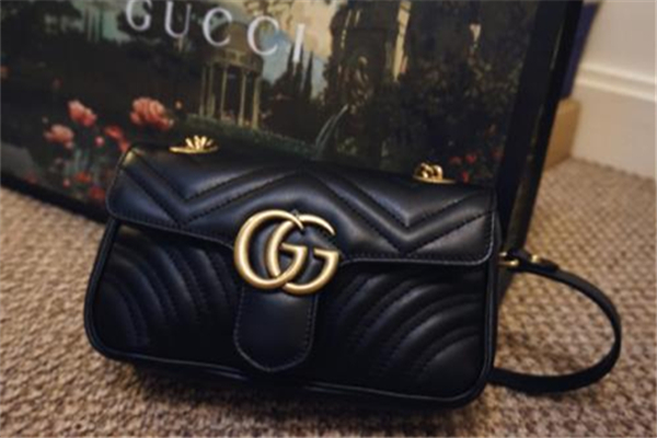 Gucci回應唯品會腰帶被鑒定為假 Gucci產(chǎn)地在哪個國家 Gucci回應唯品會腰帶被鑒定為假 Gucci產(chǎn)地在哪個國家