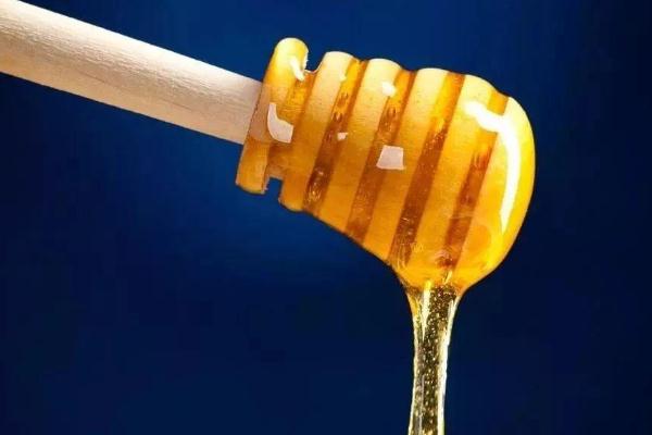 高血糖可以吃蜂蜜嗎 什么飲品可以降低血糖 高血糖可以吃蜂蜜嗎 什么飲品可以降低血糖