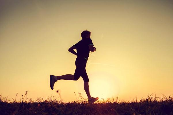 跑步多久才能起到減肥的作用 每天堅持跑步的好處 跑步多久才能起到減肥的作用 每天堅持跑步的好處