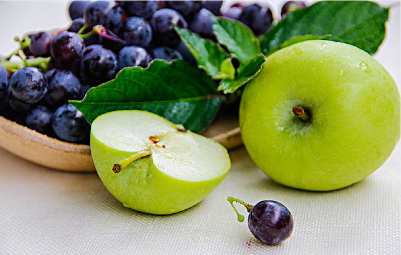 每天吃一個(gè)蘋果有什么好處 每天吃一個(gè)蘋果可以美白嗎