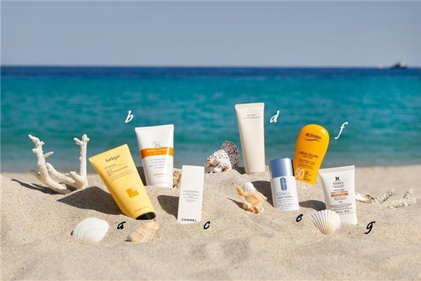 防曬霜用手好還是美妝蛋好 防曬霜用手涂有細(xì)菌嗎 防曬霜用手好還是美妝蛋好 防曬霜用手涂有細(xì)菌嗎