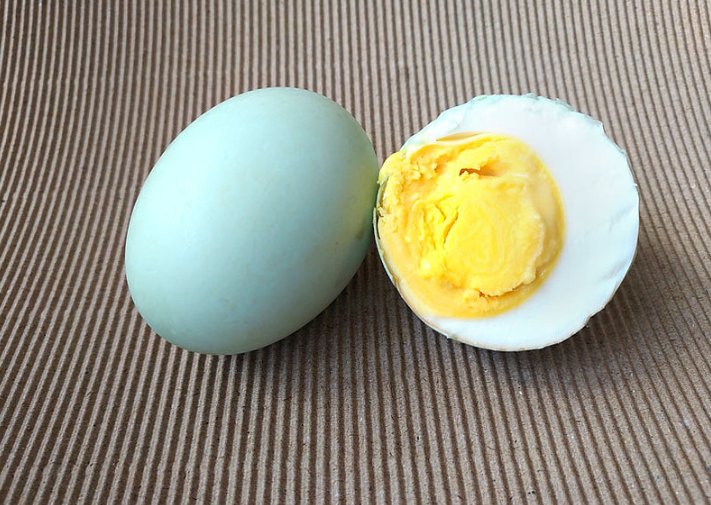 孕期吃鵝蛋對(duì)胎兒有什么好處 孕期吃鵝蛋能去黃疸嗎 孕期吃鵝蛋對(duì)胎兒有什么好處 孕期吃鵝蛋能去黃疸嗎
