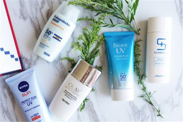 防曬霜多久補一次 防曬霜需要隨身攜帶嗎 防曬霜多久補一次 防曬霜需要隨身攜帶嗎