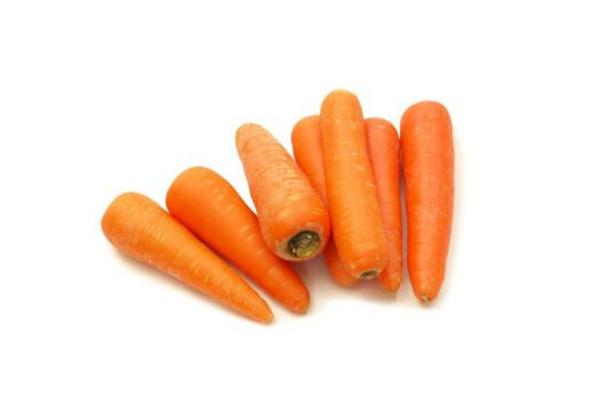 胡蘿卜的營養(yǎng)成分 胡蘿卜怎么吃才有營養(yǎng) 胡蘿卜的營養(yǎng)成分 胡蘿卜怎么吃才有營養(yǎng)