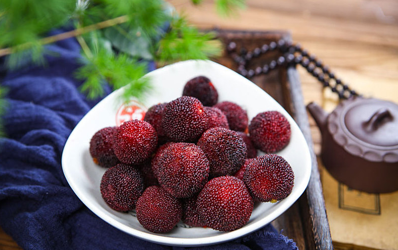 楊梅怎么洗才能洗干凈 楊梅不洗可以吃嗎 楊梅怎么洗才能洗干凈 楊梅不洗可以吃嗎