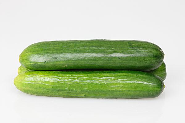 黃瓜的功效與作用 黃瓜的營(yíng)養(yǎng)價(jià)值 黃瓜的功效與作用 黃瓜的營(yíng)養(yǎng)價(jià)值