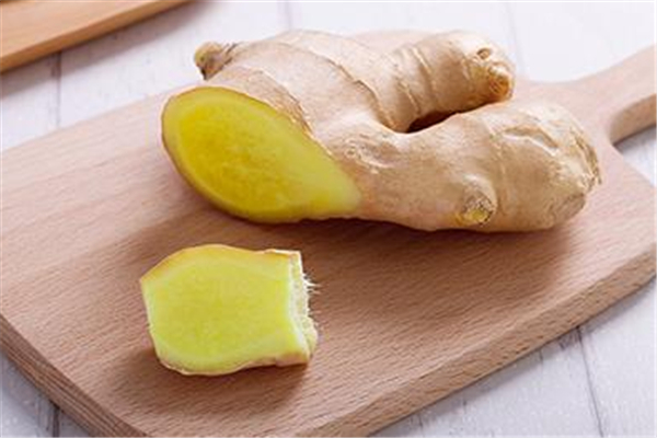 生姜泡腳的正確泡法 生姜泡腳有哪些好處 生姜泡腳的正確泡法 生姜泡腳有哪些好處