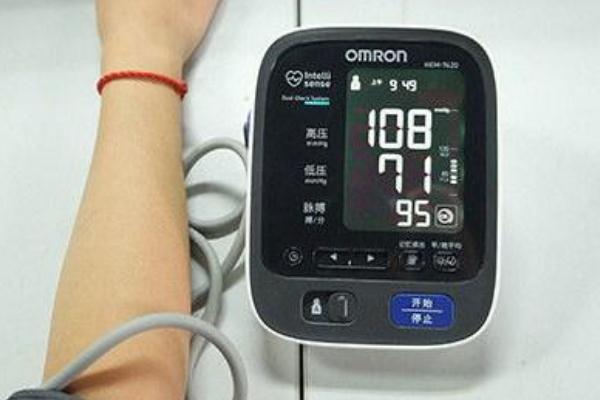 低血壓的人怎么減肥 低血壓的人可以去西藏嗎 低血壓的人怎么減肥 低血壓的人可以去西藏嗎