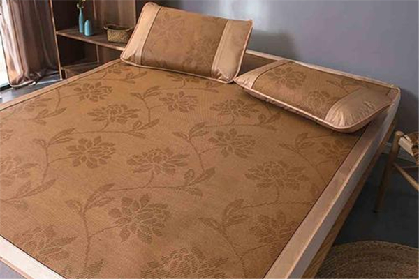 涼席有蟲(chóng)子咬人怎么辦 涼席有蟲(chóng)子怎么回事 涼席有蟲(chóng)子咬人怎么辦 涼席有蟲(chóng)子怎么回事