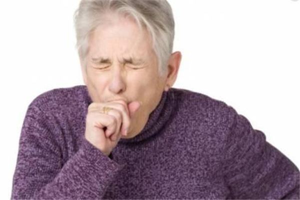 咳嗽喝什么水可以止咳 咳嗽喝梨煮冰糖有用嗎 咳嗽喝什么水可以止咳 咳嗽喝梨煮冰糖有用嗎