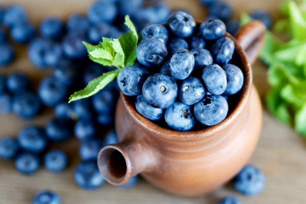 藍(lán)莓可以減肥吃嗎 藍(lán)莓減肥還是增肥 藍(lán)莓可以減肥吃嗎 藍(lán)莓減肥還是增肥
