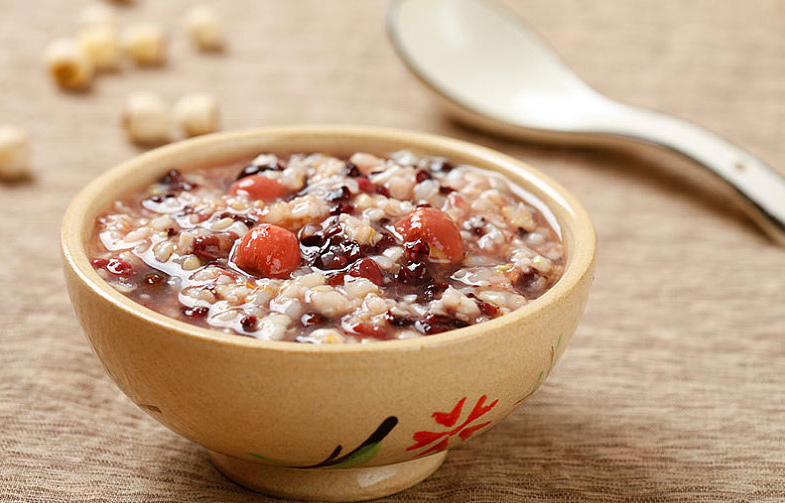 八寶粥煮出來為什么不紅 八寶粥怎么煮顏色紅又軟爛 八寶粥煮出來為什么不紅 八寶粥怎么煮顏色紅又軟爛