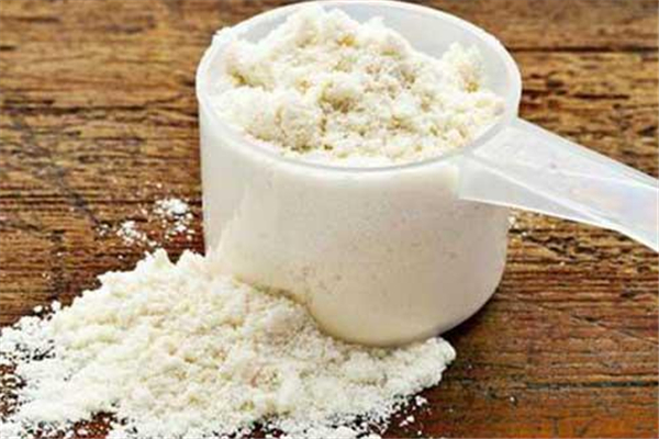 蛋白粉可以和牛奶一起沖嗎 蛋白粉和什么一起喝效果好 蛋白粉可以和牛奶一起沖嗎 蛋白粉和什么一起喝效果好