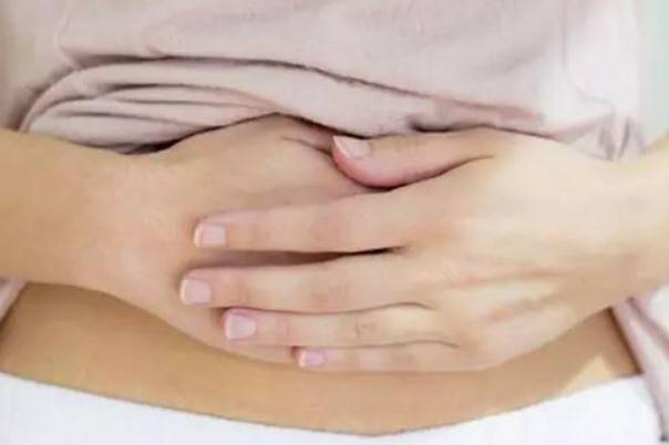 胃脹氣有灼燒感 胃脹氣有硬塊怎么回事 胃脹氣有灼燒感 胃脹氣有硬塊怎么回事