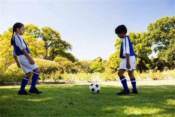 孩子不愛(ài)運(yùn)動(dòng)怎么辦 孩子不愛(ài)運(yùn)動(dòng)的壞處 孩子不愛(ài)運(yùn)動(dòng)怎么辦 孩子不愛(ài)運(yùn)動(dòng)的壞處