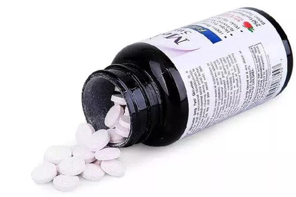 褪黑素能治失眠嗎 褪黑素能長(zhǎng)期吃嗎 褪黑素能治失眠嗎 褪黑素能長(zhǎng)期吃嗎