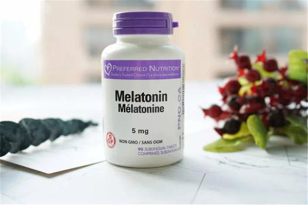 褪黑素能美白嗎 褪黑素有什么副作用 褪黑素能美白嗎 褪黑素有什么副作用