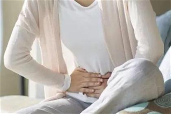 胃疼和肚子疼一樣嗎 胃疼和肚子疼的區(qū)別 胃疼和肚子疼一樣嗎 胃疼和肚子疼的區(qū)別