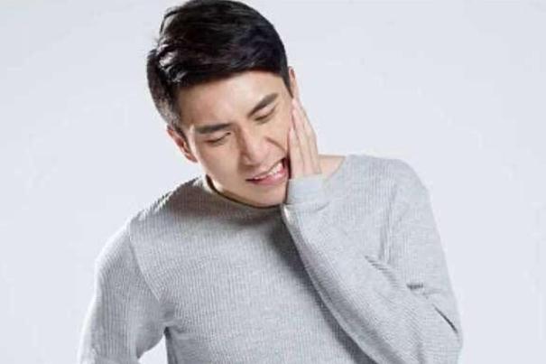 口腔潰瘍有膿 口腔潰瘍有膿如何處理 口腔潰瘍有膿 口腔潰瘍有膿如何處理