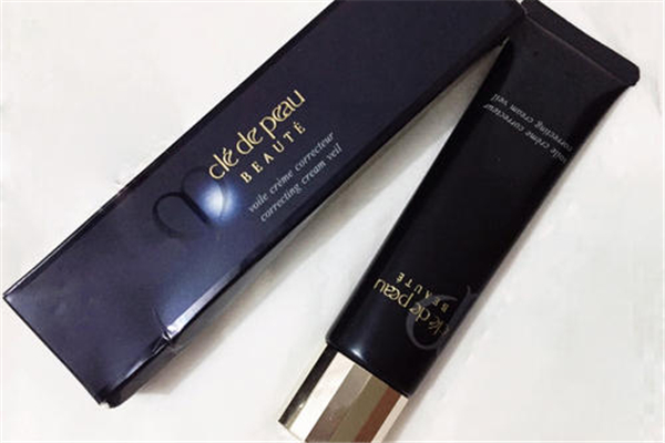 隔離霜有美白的效果嗎 隔離霜可以遮瑕嗎 隔離霜有美白的效果嗎 隔離霜可以遮瑕嗎