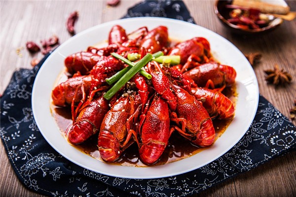 小龍蝦有蝦黃嗎 小龍蝦黃黃的東西可以吃嗎 小龍蝦有蝦黃嗎 小龍蝦黃黃的東西可以吃嗎