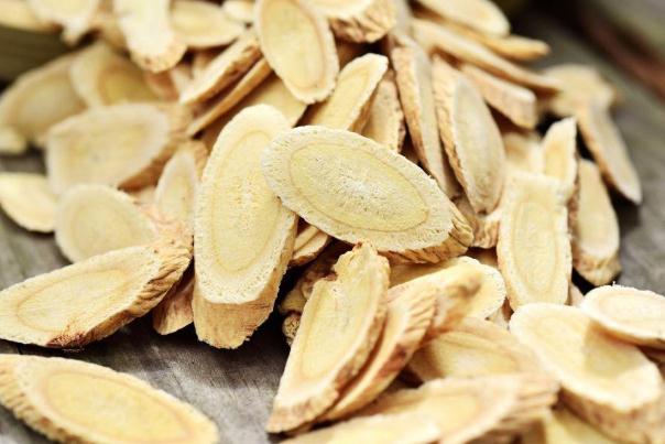 當(dāng)歸可以泡腳用嗎 當(dāng)歸泡腳的好處 當(dāng)歸可以泡腳用嗎 當(dāng)歸泡腳的好處