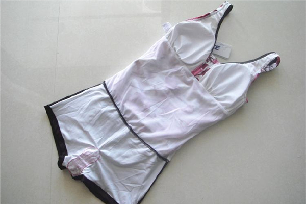泳衣哪個(gè)牌子質(zhì)量好又好看 最好泳衣品牌推薦 泳衣哪個(gè)牌子質(zhì)量好又好看 最好泳衣品牌推薦