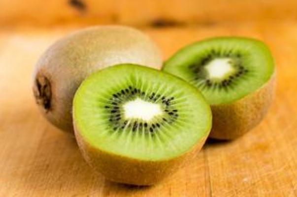 獼猴桃有酒精味還能吃么 獼猴桃有酒味是怎么回事 獼猴桃有酒精味還能吃么 獼猴桃有酒味是怎么回事