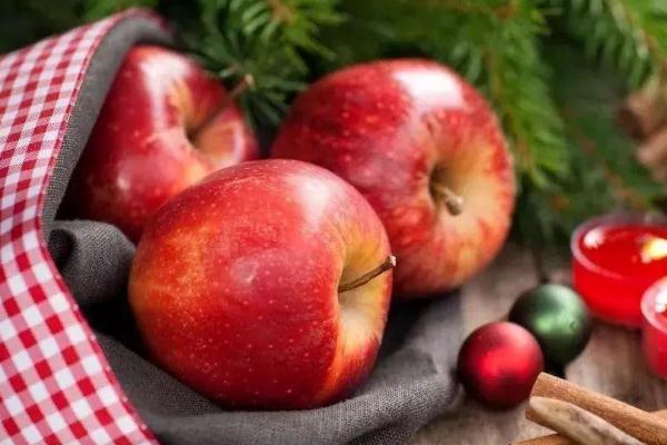 吃蘋(píng)果為什么胃不舒服 吃蘋(píng)果為什么拉肚子 吃蘋(píng)果為什么胃不舒服 吃蘋(píng)果為什么拉肚子