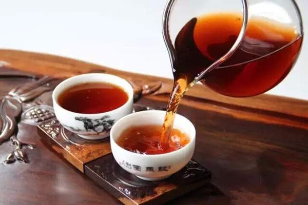 夏季喝茶喝什么茶最好 夏季喝茶的好處 夏季喝茶喝什么茶最好 夏季喝茶的好處