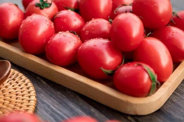 圣女果能祛斑嗎 圣女果能和酸奶一起吃嗎 圣女果能祛斑嗎 圣女果能和酸奶一起吃嗎