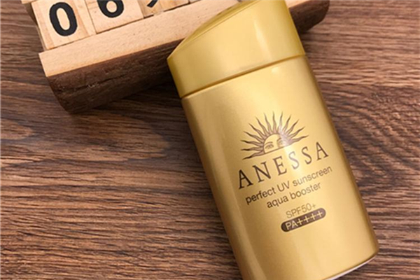 安耐曬有酒精味是真的嗎 安耐曬為什么有酒精味 安耐曬有酒精味是真的嗎 安耐曬為什么有酒精味