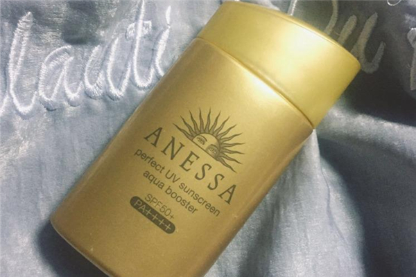安耐曬防曬霜敏感肌膚可以用嗎 安耐曬敏感肌用哪款 安耐曬防曬霜敏感肌膚可以用嗎 安耐曬敏感肌用哪款