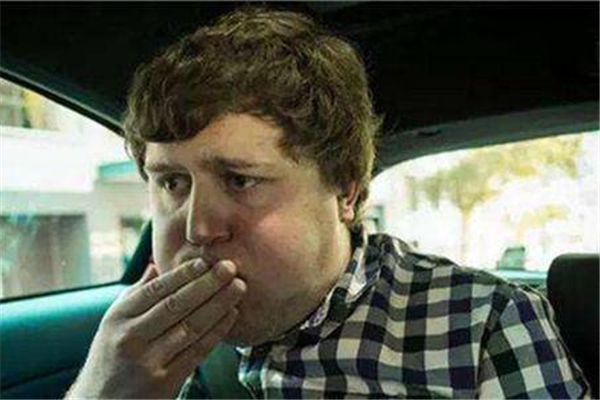 暈車是因?yàn)槭裁丛蛟斐傻?暈車怎么緩解 暈車是因?yàn)槭裁丛蛟斐傻?暈車怎么緩解