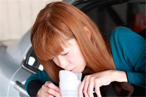 暈車會(huì)自己好嗎 暈車會(huì)出現(xiàn)什么狀況 暈車會(huì)自己好嗎 暈車會(huì)出現(xiàn)什么狀況