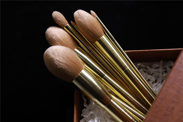 化妝刷什么毛好 化妝刷毛質(zhì)分類 化妝刷什么毛好 化妝刷毛質(zhì)分類