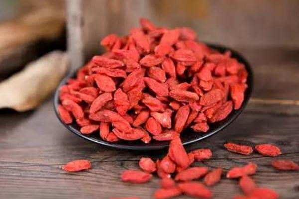 枸杞會過期變質(zhì)嗎 枸杞會掉色正常嗎 枸杞會過期變質(zhì)嗎 枸杞會掉色正常嗎