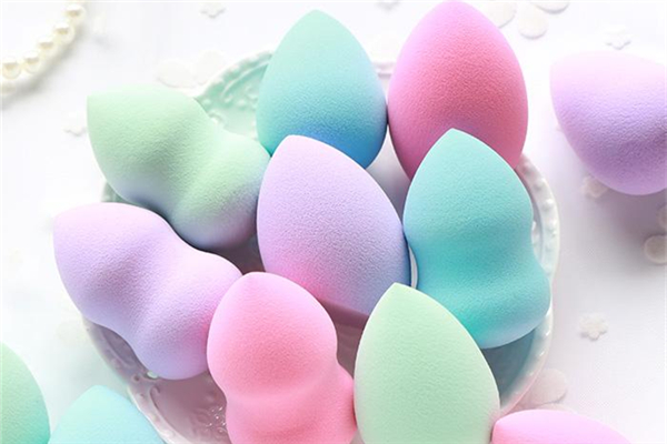 美妝蛋要每天清洗嗎 美妝蛋的正確清洗方式 美妝蛋要每天清洗嗎 美妝蛋的正確清洗方式