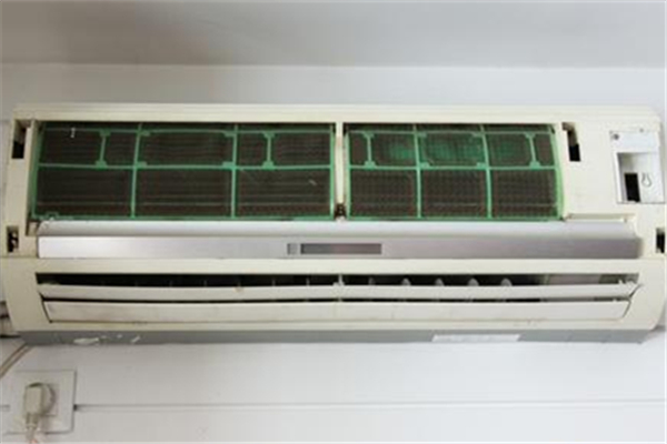 空調(diào)要清洗嗎 空調(diào)不清洗對人的危害 空調(diào)要清洗嗎 空調(diào)不清洗對人的危害