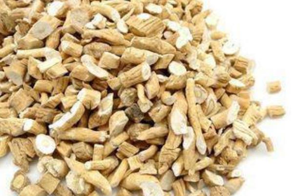 板藍(lán)根對咽炎有效果嗎 板藍(lán)根對鼻炎有效嗎 板藍(lán)根對咽炎有效果嗎 板藍(lán)根對鼻炎有效嗎