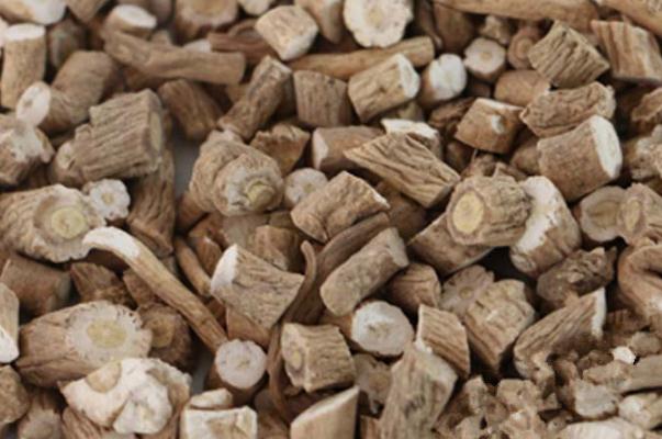 板藍(lán)根對(duì)喉嚨痛有效嗎 板藍(lán)根對(duì)扁桃體發(fā)炎有用嗎 板藍(lán)根對(duì)喉嚨痛有效嗎 板藍(lán)根對(duì)扁桃體發(fā)炎有用嗎