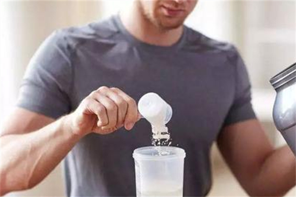 增肌粉用多少度的水沖 增肌粉可以喝蛋白粉一起吃嗎 增肌粉用多少度的水沖 增肌粉可以喝蛋白粉一起吃嗎