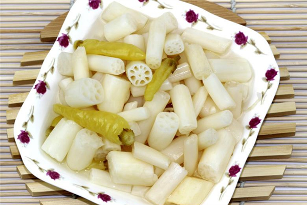 藕帶買回來要先用水泡嗎 藕帶買回來怎么處理 藕帶買回來要先用水泡嗎 藕帶買回來怎么處理