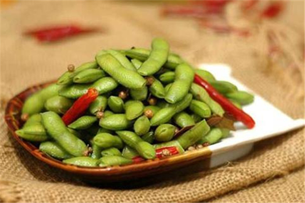 毛豆要煮幾分鐘才熟 毛豆煮的時(shí)候放什么調(diào)料 毛豆要煮幾分鐘才熟 毛豆煮的時(shí)候放什么調(diào)料