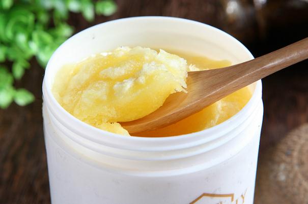 蜂王漿可以長(zhǎng)期食用嗎 蜂王漿可以降血壓?jiǎn)? alt=