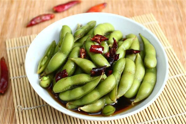 毛豆可以隔夜吃嗎 毛豆隔夜吃涼的可以嗎 毛豆可以隔夜吃嗎 毛豆隔夜吃涼的可以嗎