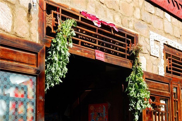 艾葉什么時(shí)候掛門上最好 艾葉掛門上的寓意 艾葉什么時(shí)候掛門上最好 艾葉掛門上的寓意