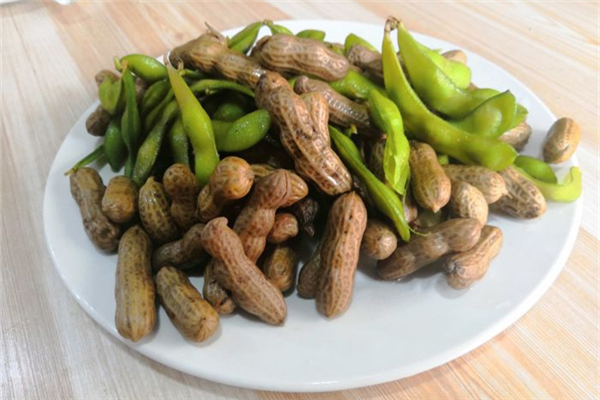 花生可以降血壓?jiǎn)?花生怎么吃降血壓 花生可以降血壓?jiǎn)?花生怎么吃降血壓