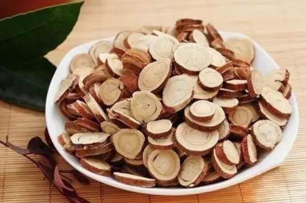 甘草可以和什么一起泡水喝 甘草可以天天泡水喝嗎 甘草可以和什么一起泡水喝 甘草可以天天泡水喝嗎