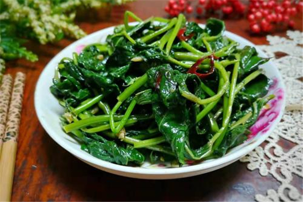 紅薯葉和空心菜可以一起炒嗎 紅薯葉和空心菜的區(qū)別 紅薯葉和空心菜可以一起炒嗎 紅薯葉和空心菜的區(qū)別